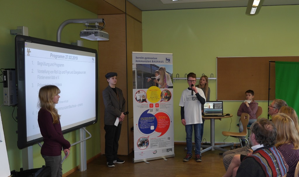 Präsentation durch die Schüler der AG Digital